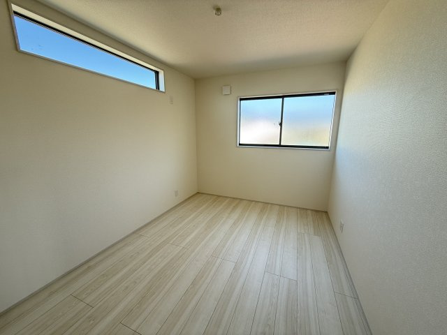 第２渋川市金井　新築戸建住宅　１号棟の洋室|２階洋室②です