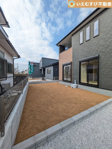 Livele Garden.S　行田矢場第4の庭|ガーデニングが楽しめそう
季節の草花で彩りを！ガーデニングで緑あふれる景色を作るのも楽しみ♪