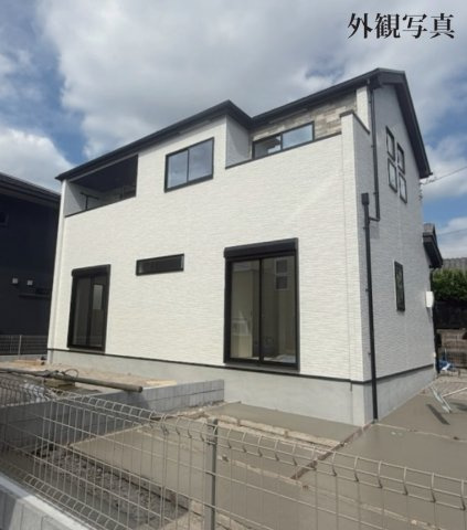 横浜市栄区飯島町 新築戸建て【仲介手数料無料】カースペース3台の外観