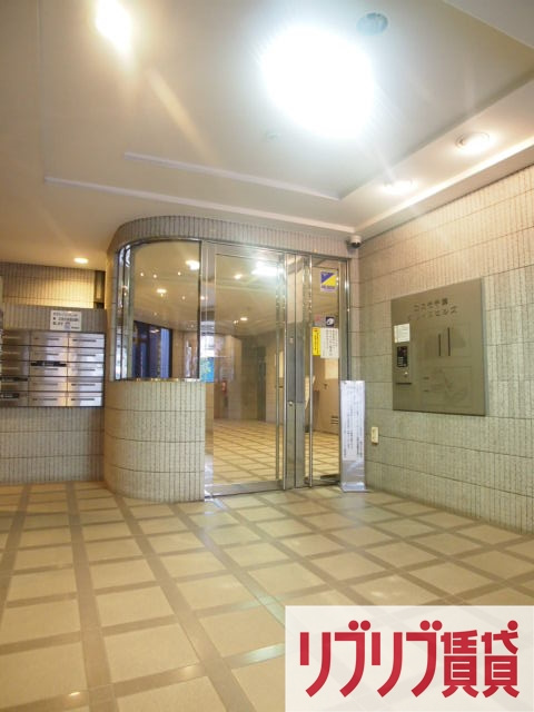 コスモ千葉グレイスヒルズのエントランス