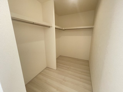 【収納】 | 沖縄市園田（全2棟）2号棟 | 2号棟　洋室7.5帖＋WIC付き♪