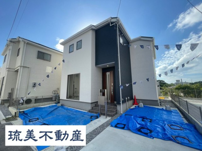 【外観】 | 沖縄市園田（全2棟）2号棟 | 2号棟　駐車2台完備♪