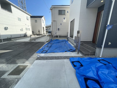 【駐車場】 | 沖縄市園田（全2棟）2号棟 | 2号棟　駐車2台完備♪