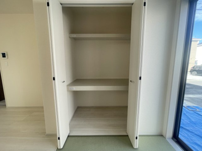 【収納】 | 沖縄市園田（全2棟）2号棟 | 2号棟　畳コーナー3帖＋収納付き♪