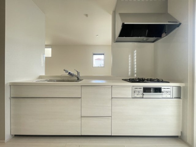 【キッチン】 | 沖縄市園田（全2棟）2号棟 | 2号棟　使いやすいシステムキッチン♪