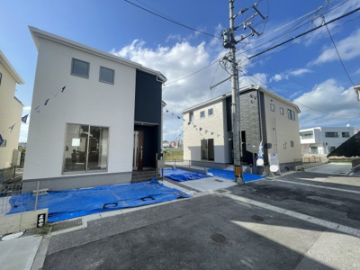 【外観】 | 沖縄市園田（全2棟）2号棟 | 2号棟　駐車2台完備♪