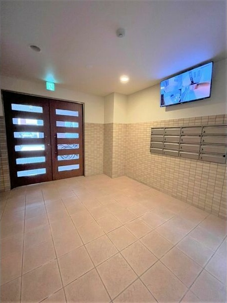 エレガンスレイヴのロビー