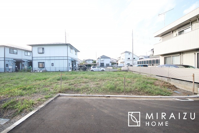 【前面道路含む現地写真】 | 現地見学やご案内は、周辺環境と合わせてエリアの特性を存分にお伝えできるような思いでに残るご案内に努めます。
