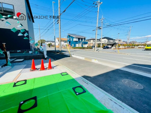 【前面道路含む現地写真】 | 桶川市上日出谷第13期　クライン　新築戸建　全2棟　2号棟
