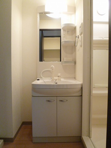 エスライズ新神戸の洗面所