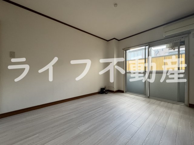 エスクードAramotoの居間・リビング|こちらの居間で趣味の時間をお楽しみください