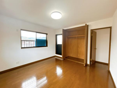 【洋室】 | 熊毛郡平生町大字宇佐木戸建 | ２階洋室約８帖