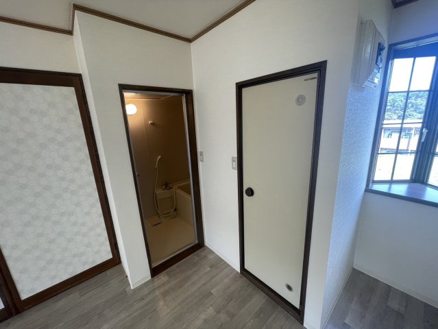 ミースティアラの洗面所