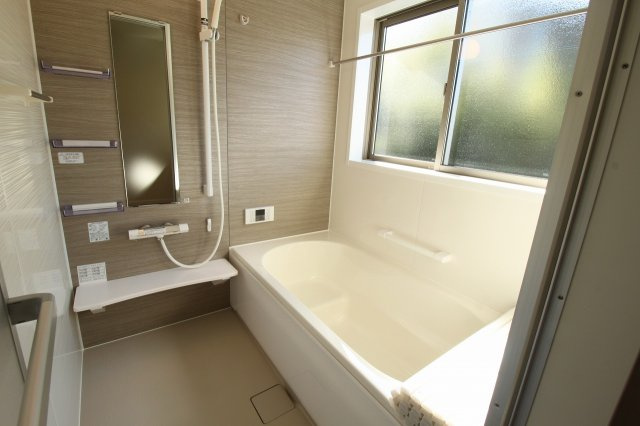 朝倉己　新築戸建　【2階リビング】の浴室