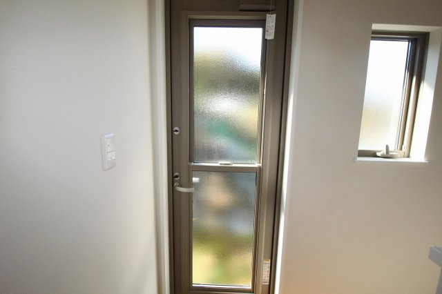 朝倉己　新築戸建　【2階リビング】のランドリースペース|2F　サンルーム　勝手口