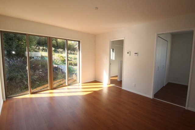 朝倉己　新築戸建　【2階リビング】の居間・リビング|2Ｆ　ＬＤＫ　14.0帖