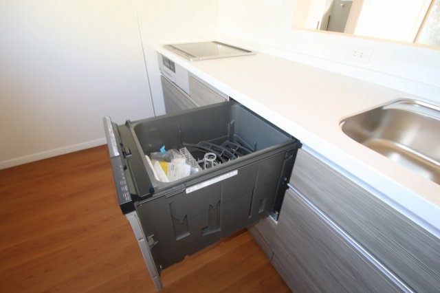 朝倉己　新築戸建　【2階リビング】のキッチン|食器洗浄乾燥機