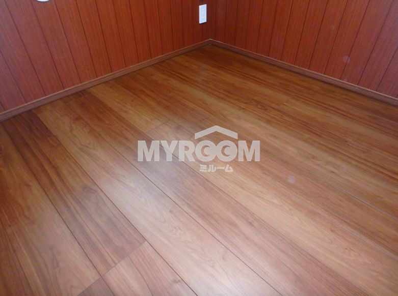 ドリーム中野の居間・リビング|フローリングでお掃除ラクラク♪（同一仕様写真）