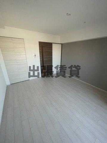 仲介手数料0円！！S-RESIDENCE平安通の居間・リビング