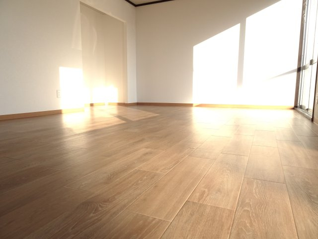 せせらぎと山のビスタの居間・リビング