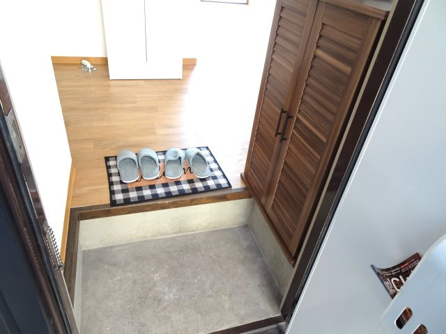 せせらぎと山のビスタの玄関|イメージ写真