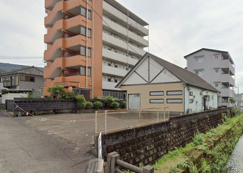 都城市上川東1丁目の住付店舗