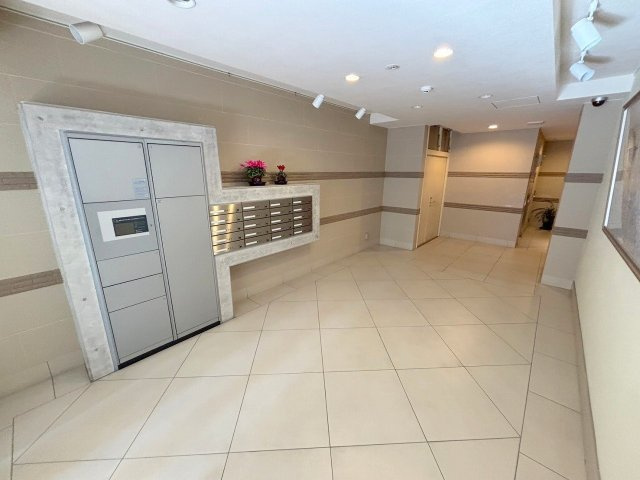 ルネサンスのロビー