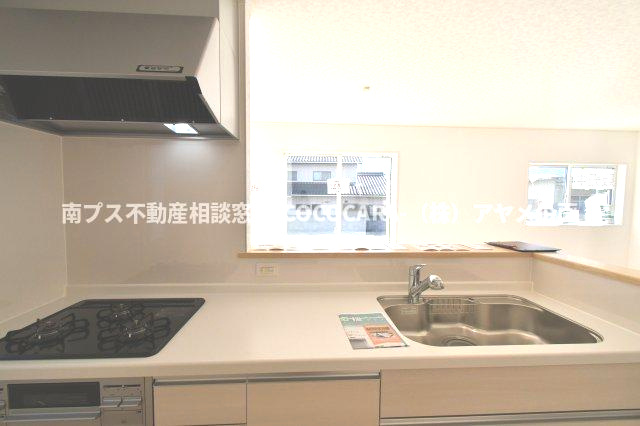 南アルプス市在家塚の新築一戸建のキッチン|広々キッチン