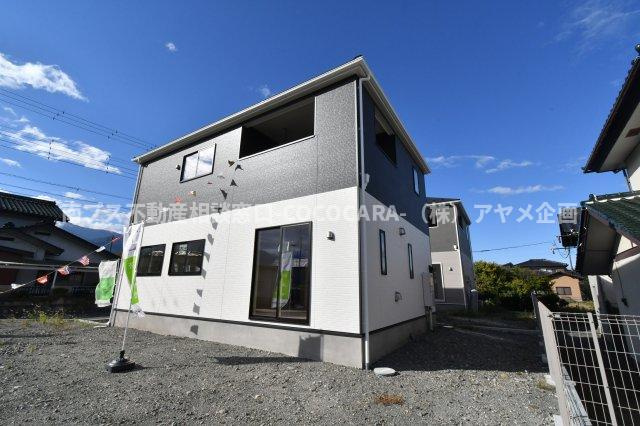 南アルプス市在家塚の新築一戸建の外観