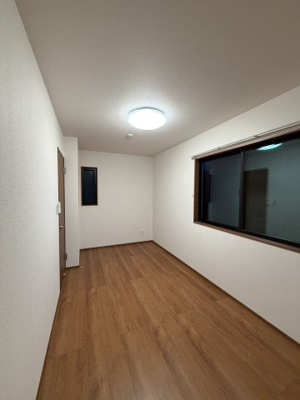 【洋室】 | グランソフィア三郷新和1丁目