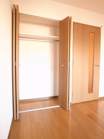 【収納】 | 新田町小川マンション | クローゼットも満足容量☆