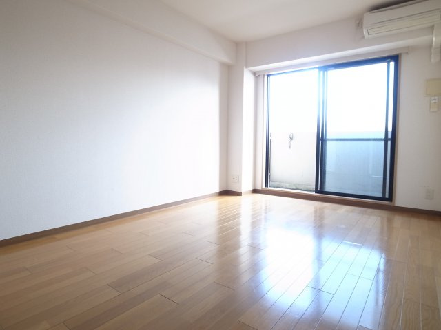 【子供部屋】 | 新田町小川マンション | 駅近マンションで新生活スタート。