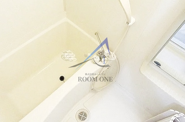 グリフィン新横浜・弐番館の浴室|お風呂です。