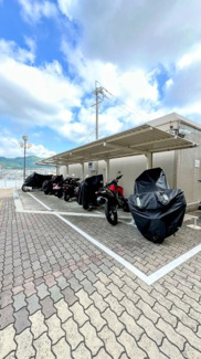 【駐車場】 | サンロイヤル箕面コスモ１号館　 | バイク置き場