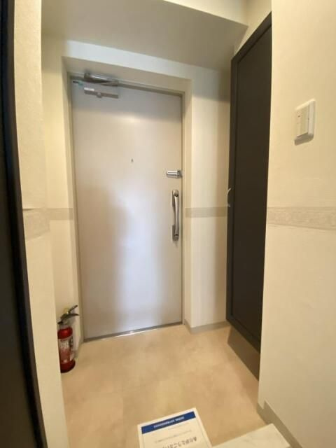 コウジーコートの玄関