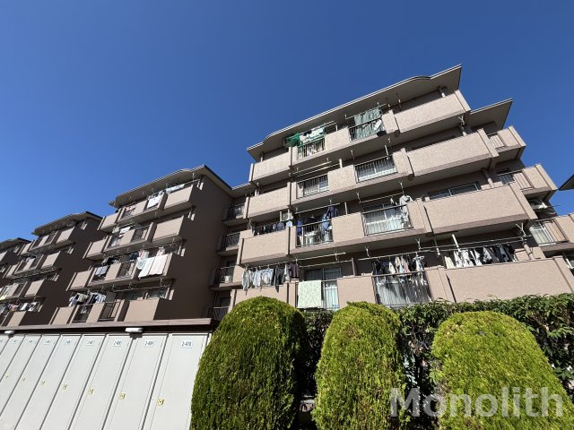 泉北赤坂台住宅の外観