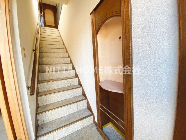 山田邸 石生貸家の内装|シューズボックス完備の玄関です☆彡