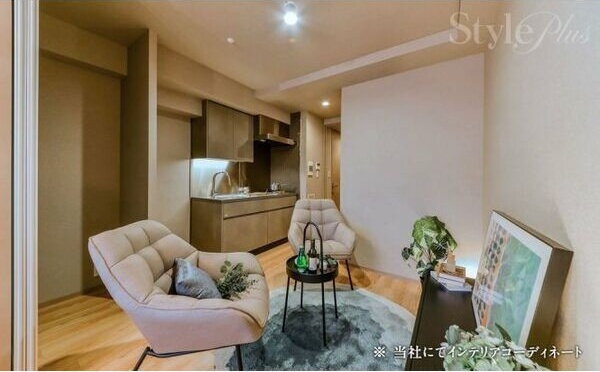 オーパスレジデンス名古屋ステーションの居間・リビング