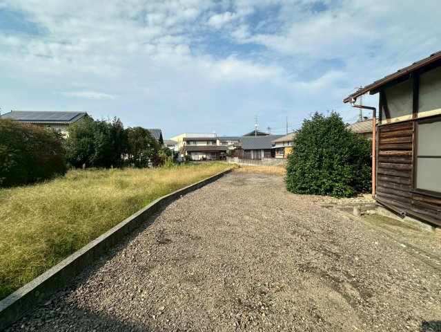新須賀町2丁目　2区画 売土地の外観|進入路