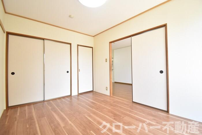 ドミール タキグチの洋室|洋室６帖～ＬＤＫ１１．３帖