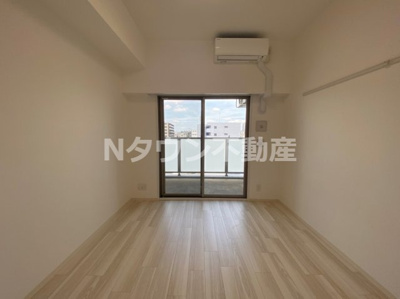 【居間・リビング】 | エステムコート名古屋金山ミッドクロス | ゆったりとした居間です