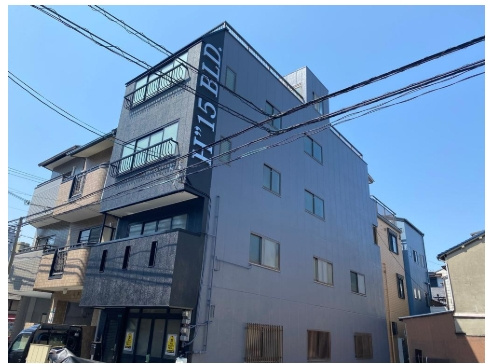 エッジ15ビルの外観