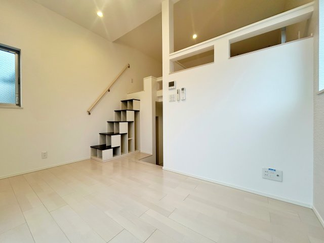 ディープリバーの居間・リビング