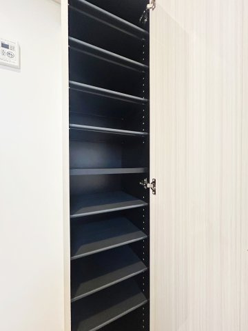 ディープリバーの玄関