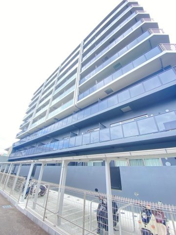 ガーデンクォーツ摂津正雀の外観