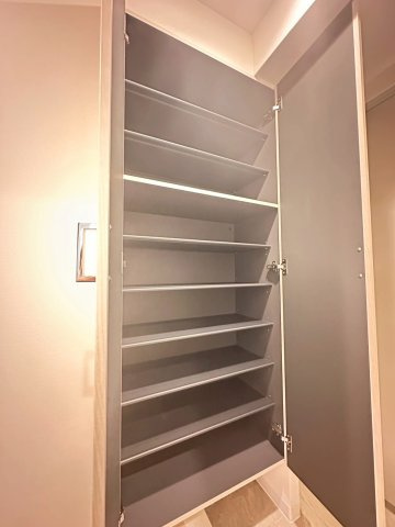 ガーデンクォーツ摂津正雀の収納