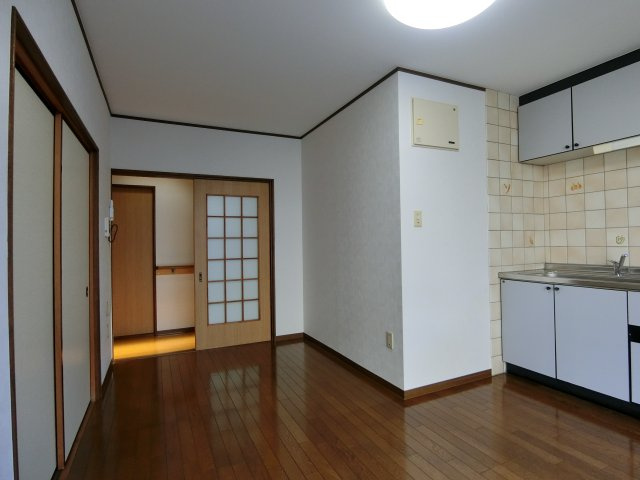 【居間・リビング】 | 羽衣一丁目貸家