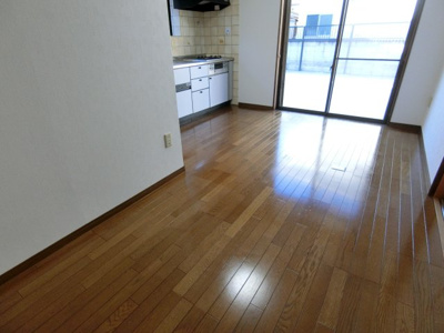 【居間・リビング】 | 羽衣一丁目貸家