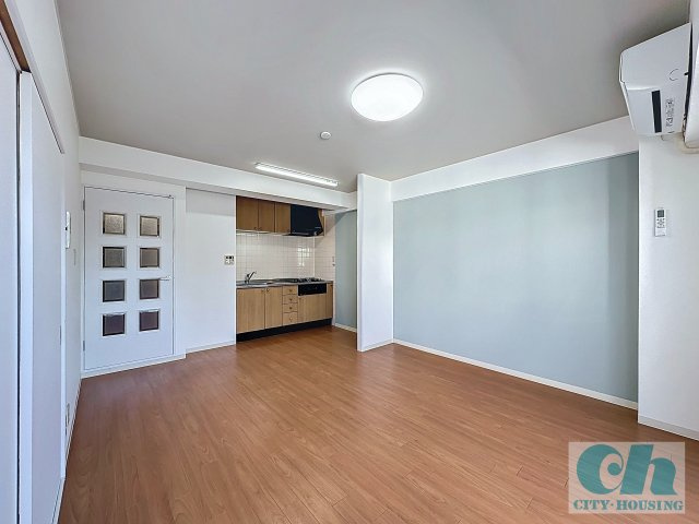 リヴェール多摩川 303号室の居間・リビング