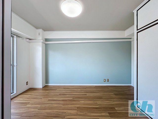 リヴェール多摩川 303号室の洋室